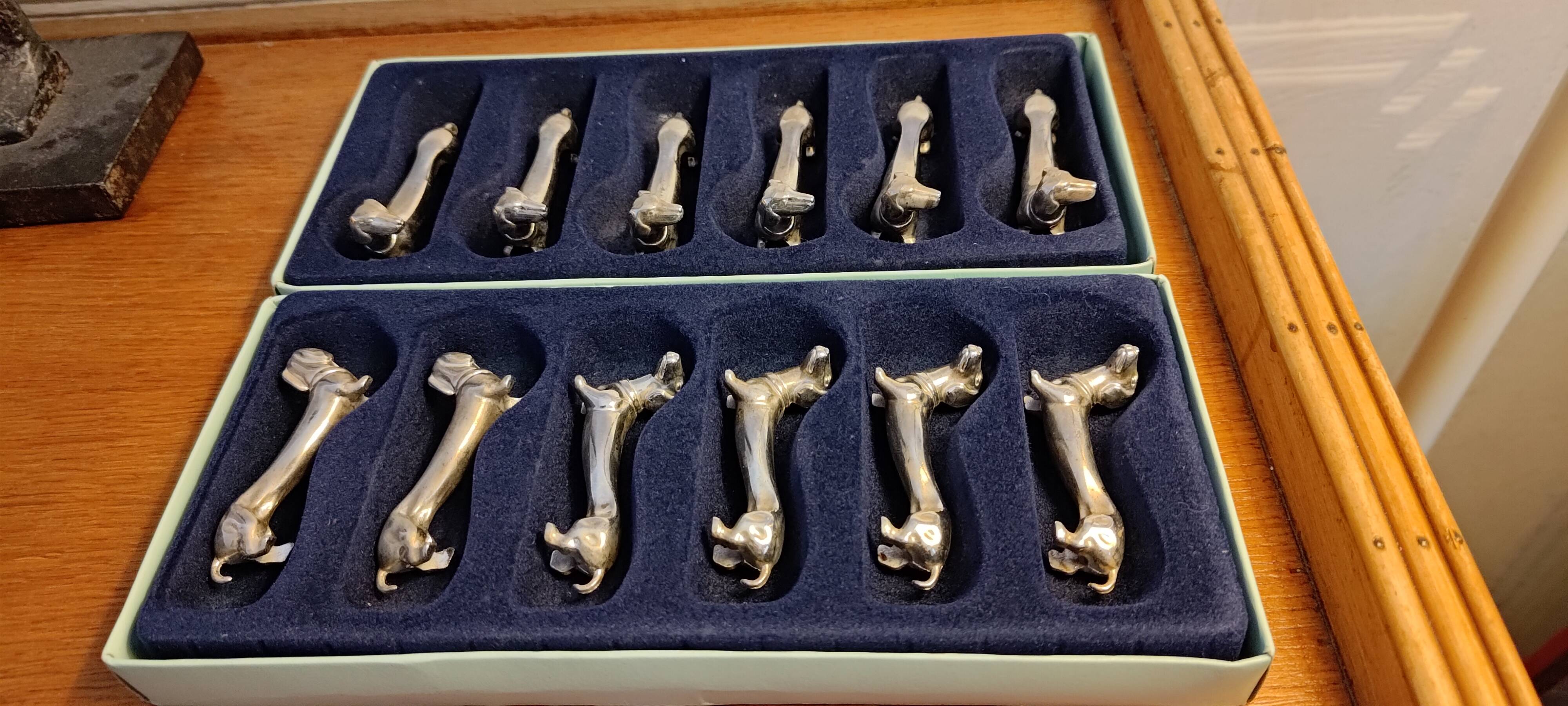 12 dog knife holders