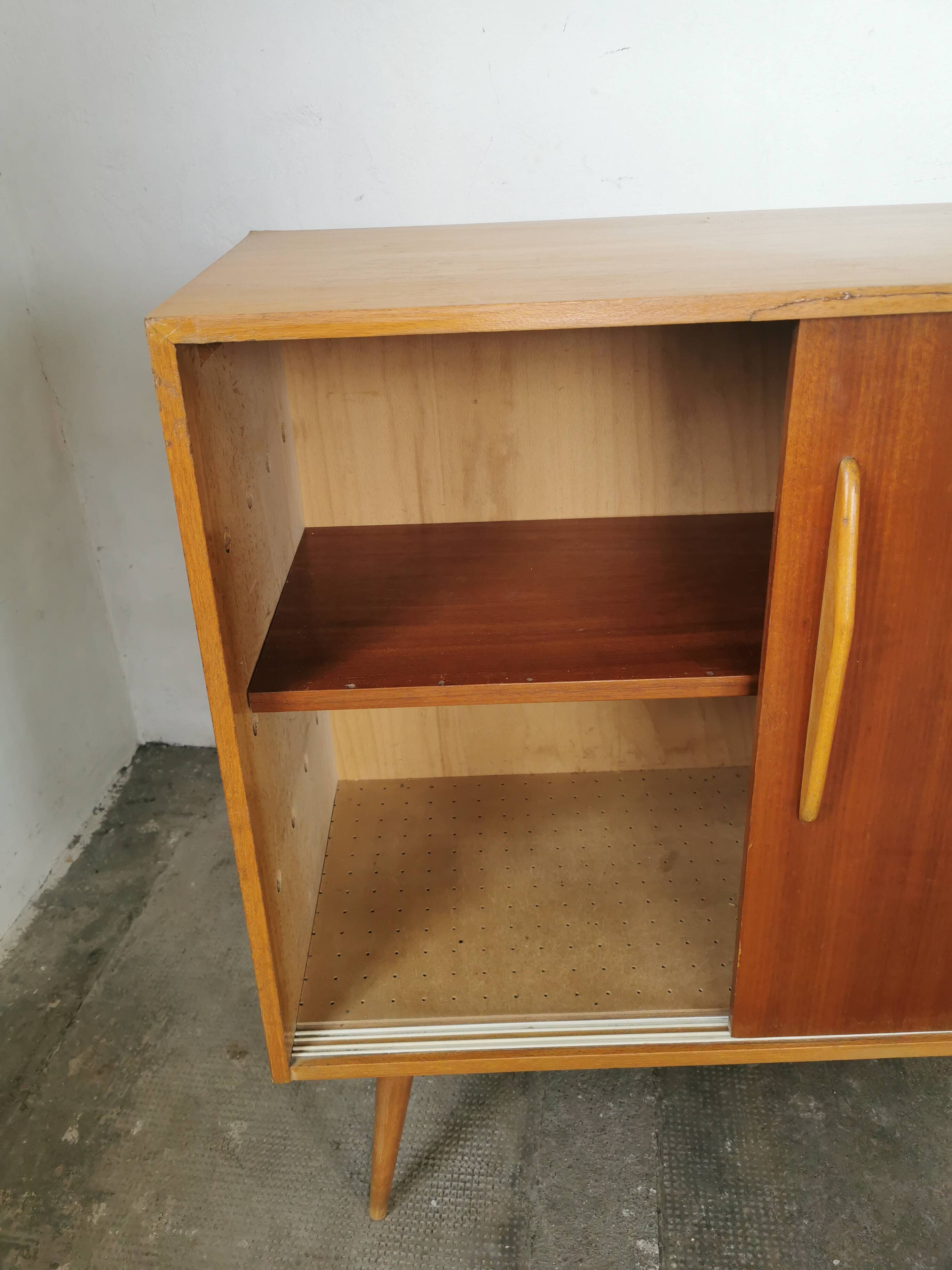 Mid-century design sliding door sideboard