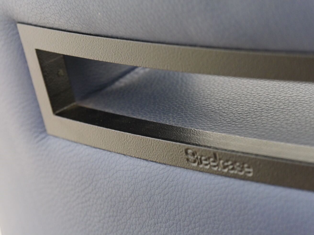 Paire de fauteuils marque Steelcase