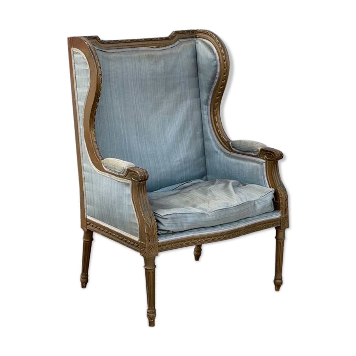 Shepherdess armchair with ears