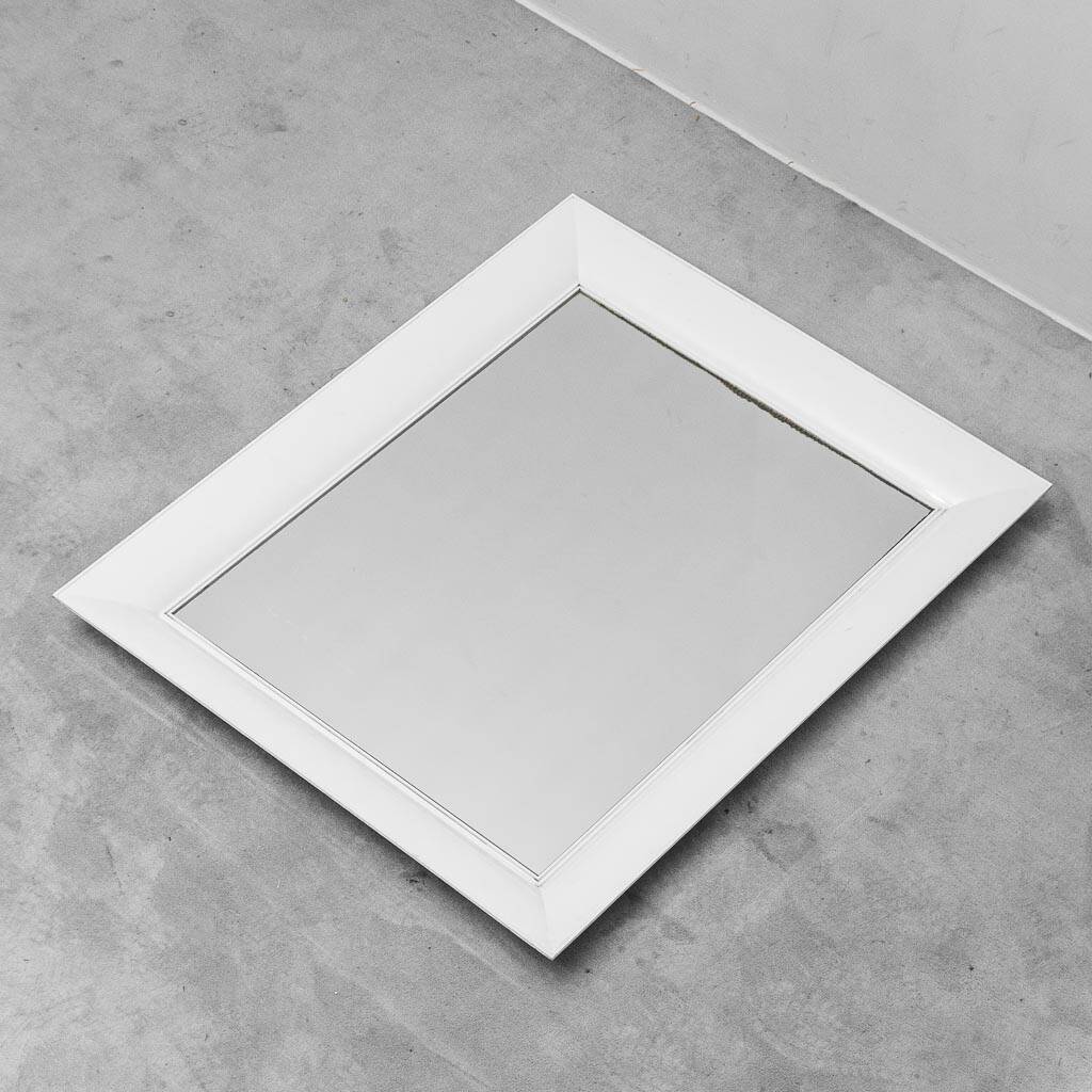 Wall mirror by Francois Ghost for Kartell 1990s vintage modernism