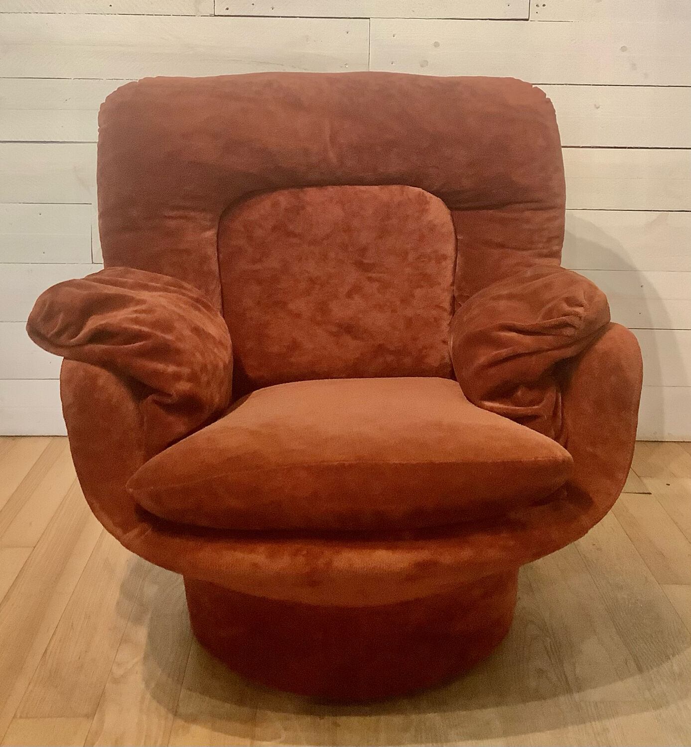 Velvet karate armchair by Michel Cadestin for Airborne