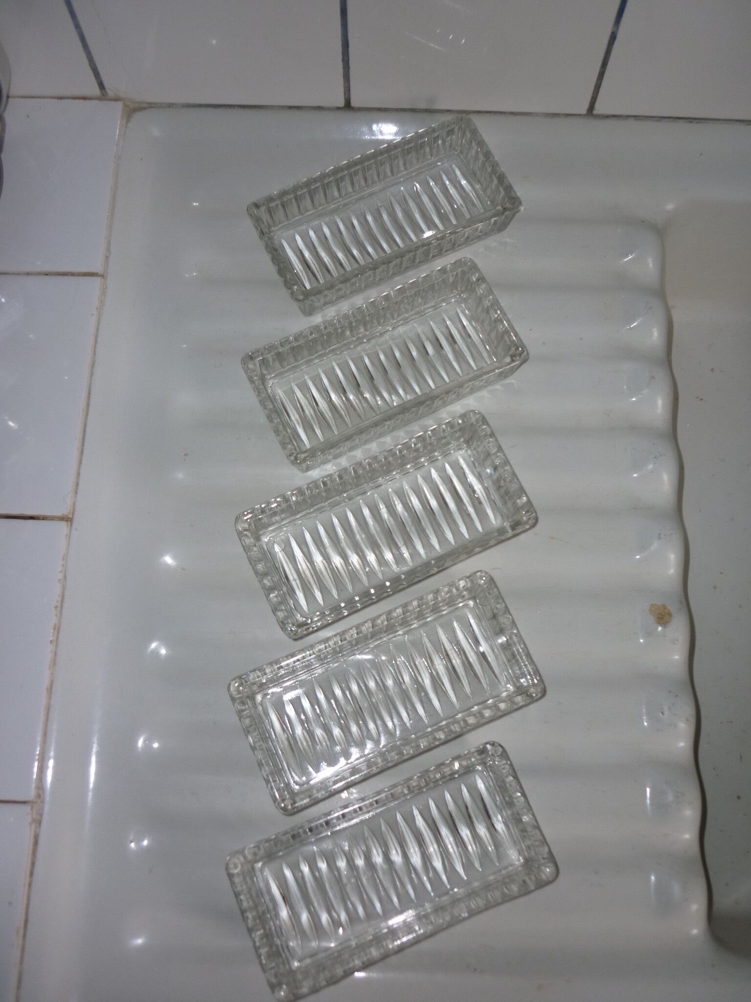 5 moulded and fluted glass ramekins