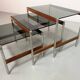 3 tables gigognes Fristho de design hollandais avec plateau en verre fumé et cadre en wengé, années 60