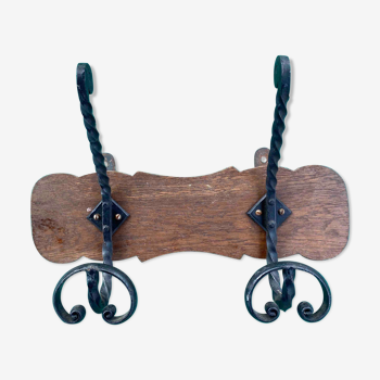 Coat rack