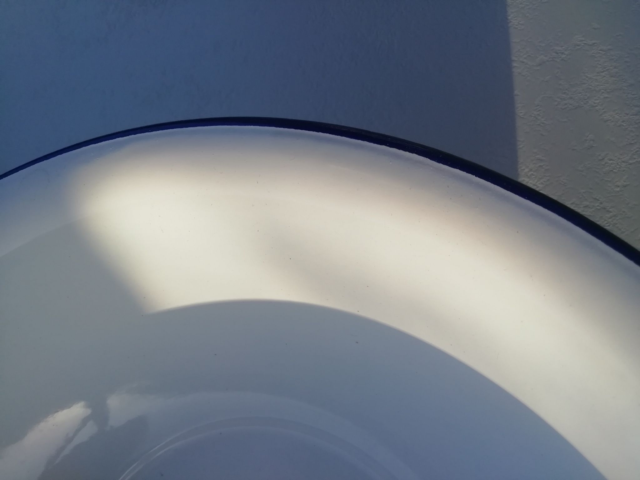 Bassine en tôle émaillée