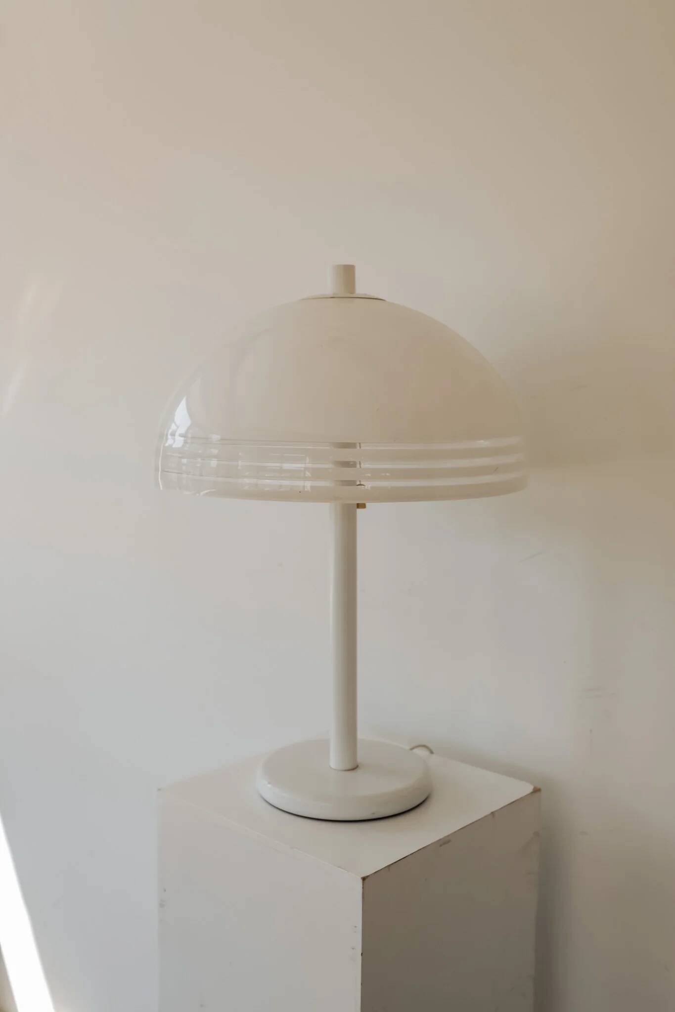 Dijkstra mushroom table lamp with plexiglass shade, 1970s