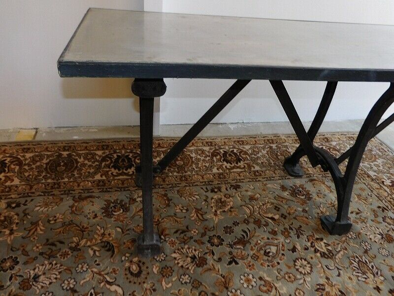 Table cast foot and zinc tray