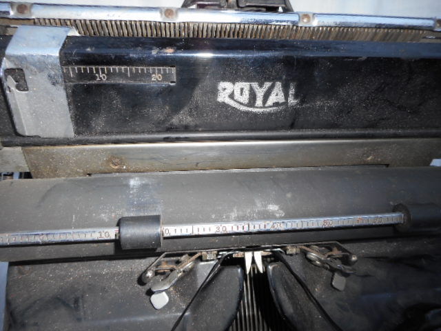 ROYAL Typewriter