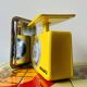 Stube - vintage yellow kitchen scale in enameled metal - force 10