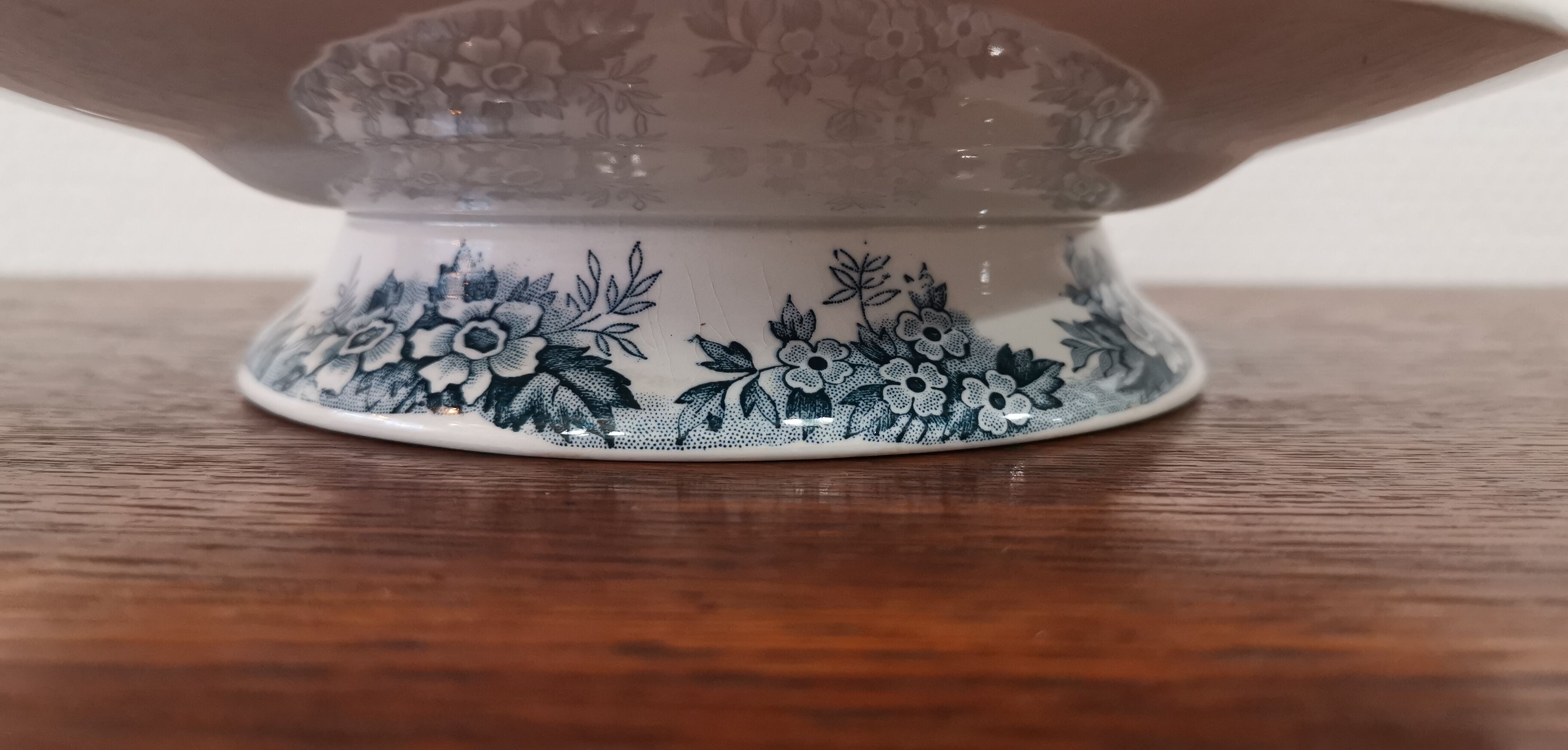 Compotier drageoir faience Saint Amand model Marie Louise signed