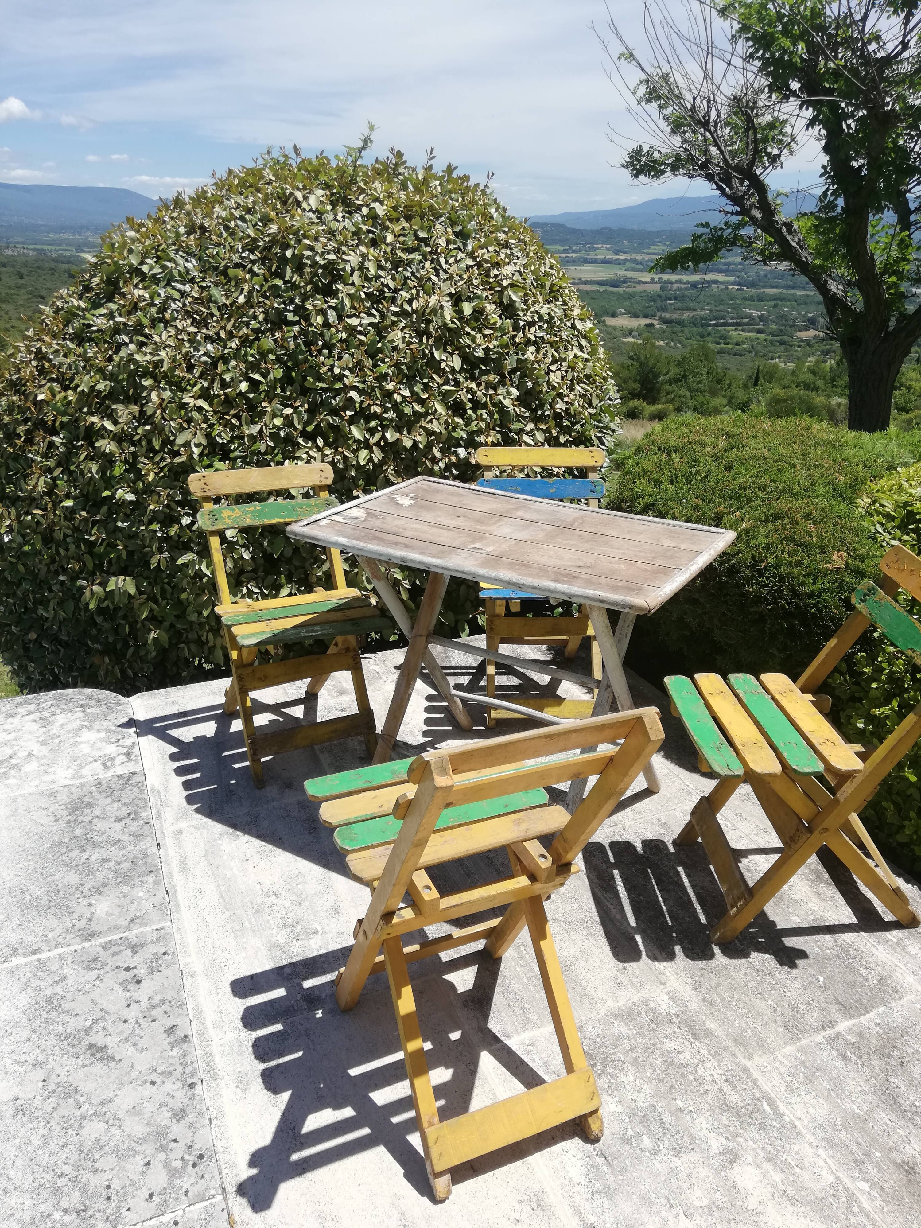4 vintage outdoor chairs