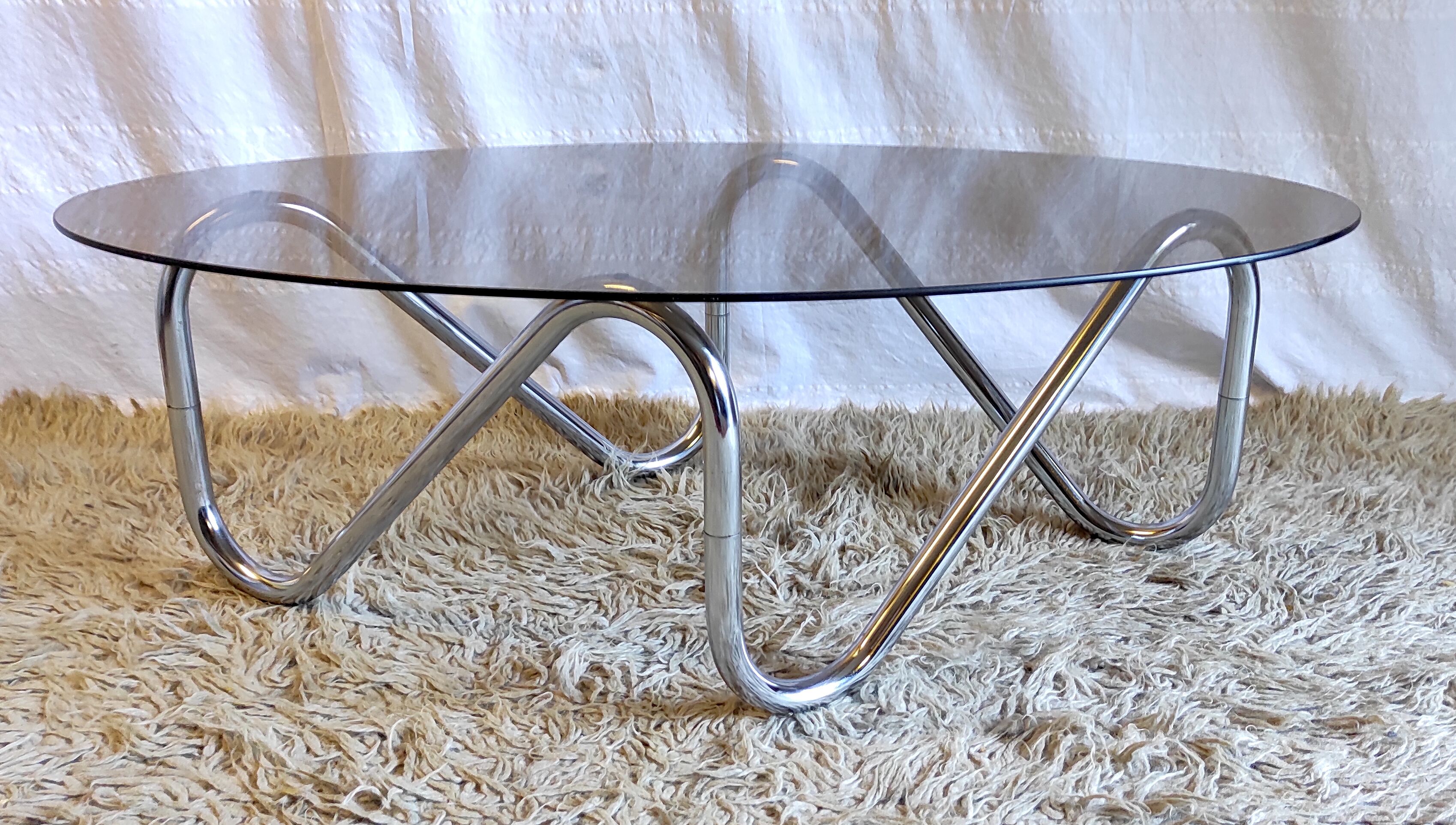 Chrome coffee table and smoked glass – 70s