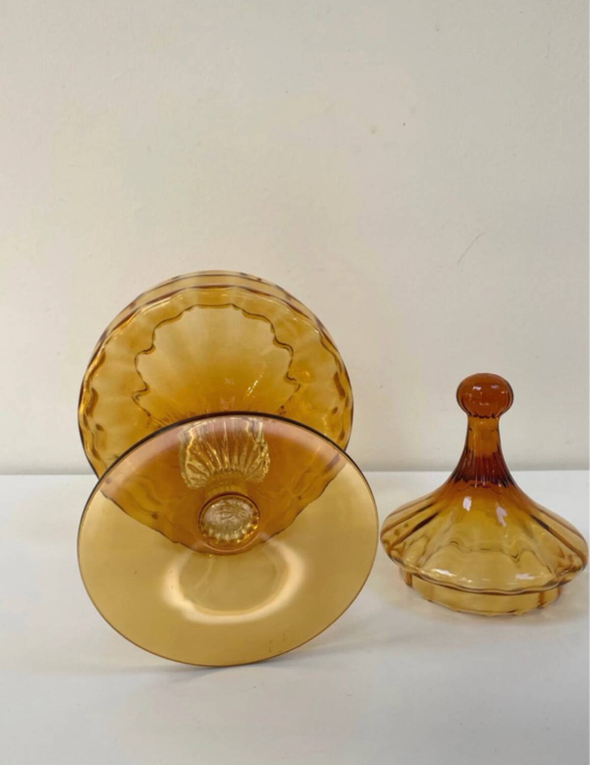 Amber glass dragée / sweet box Empoli (Italy) - Years