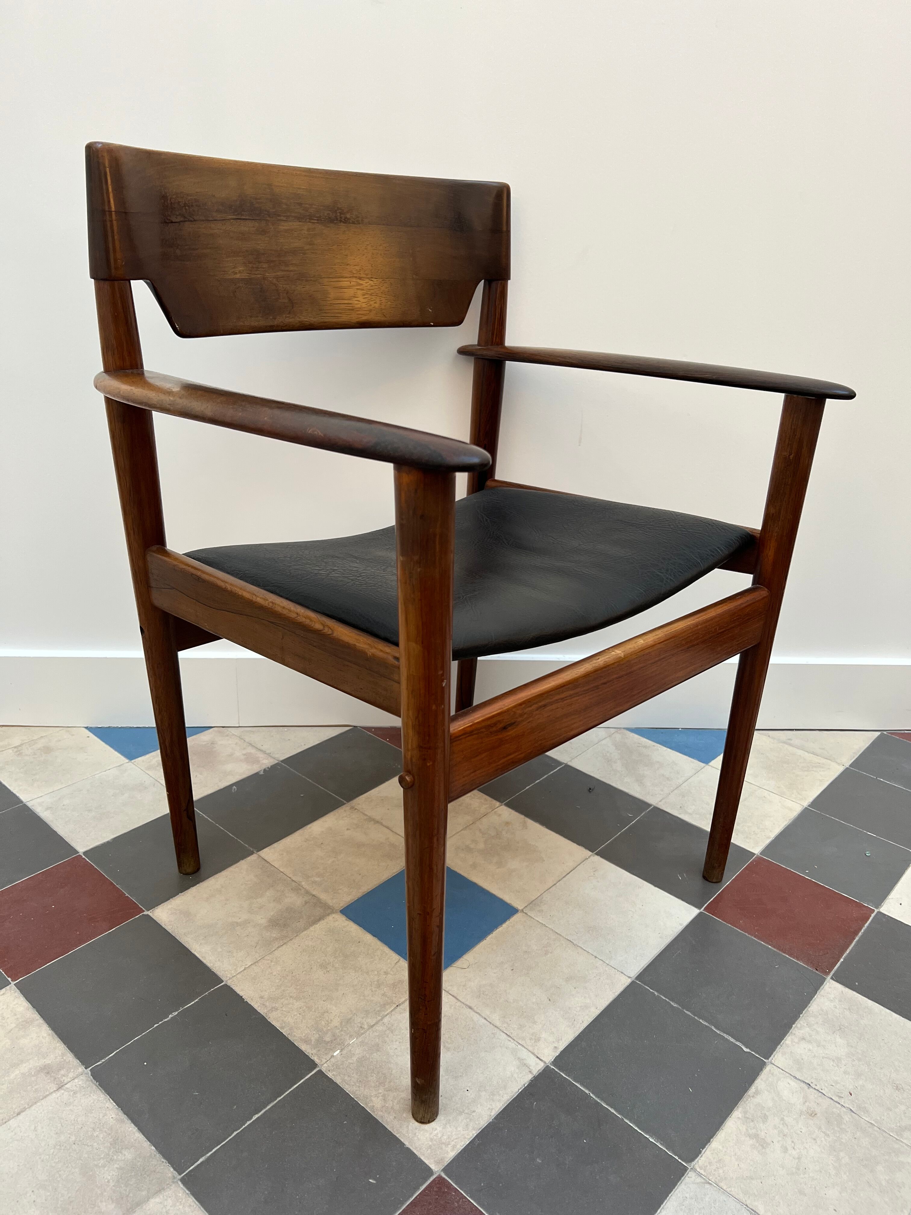 Danish armchair in rosewood Grete Jalk
