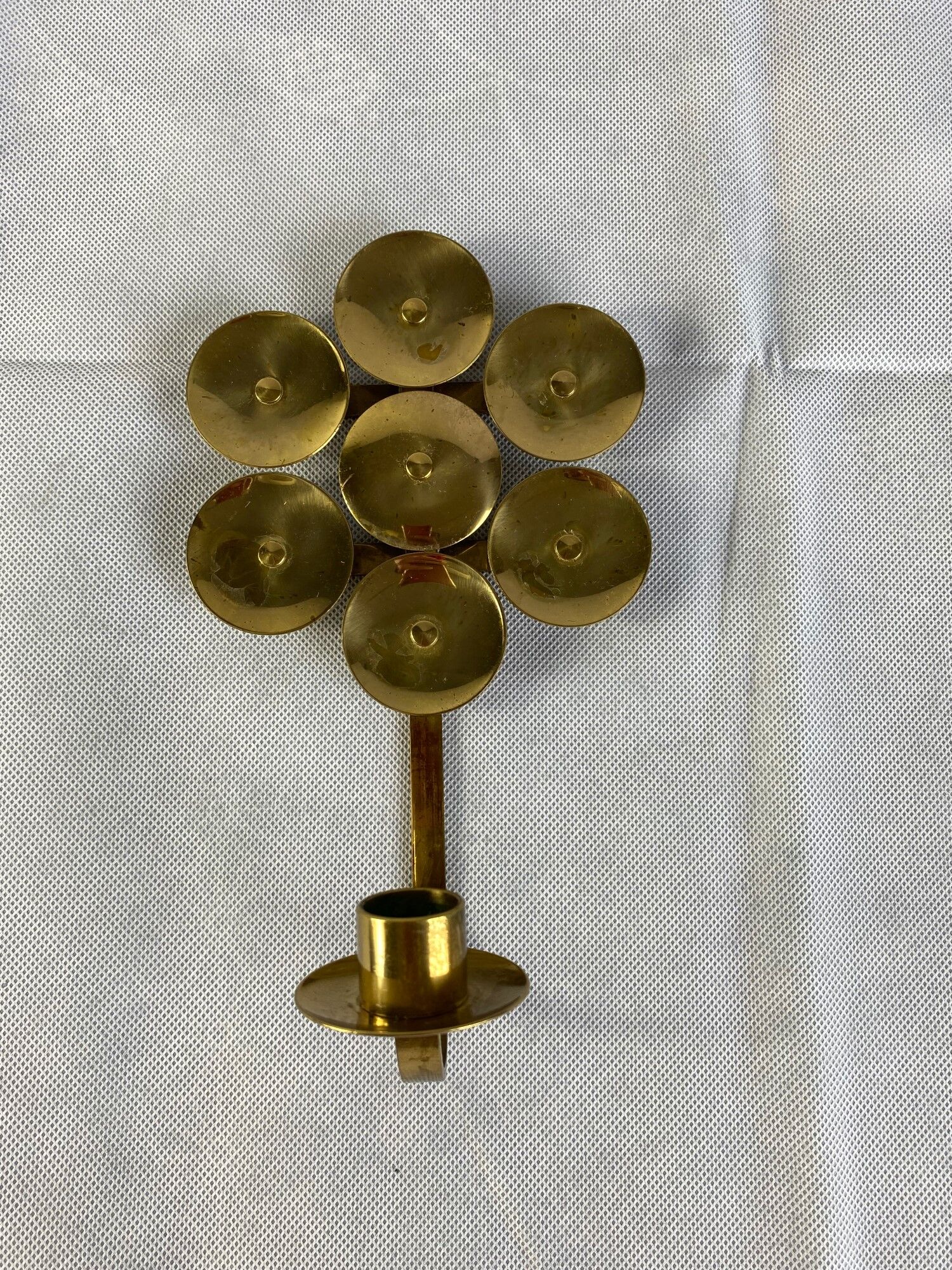 Kee Mora wall candle holder