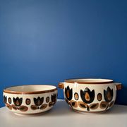 Set of Boch La Louvière salad bowls and dishes, Kimono model, 1970