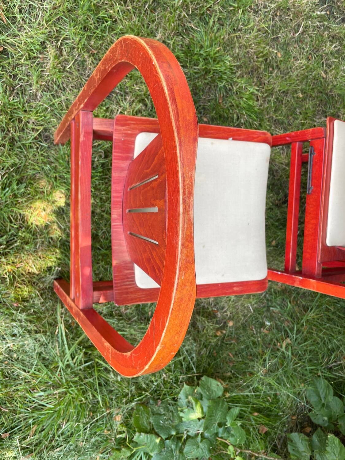 4 chaises bois rouge Baumann Argos