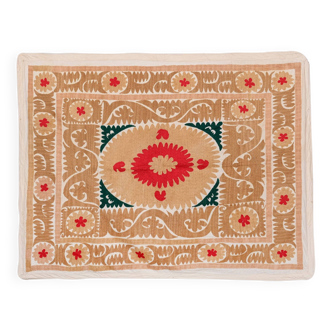 Hand knotted rug, vintage Turkish rug 114x146 cm