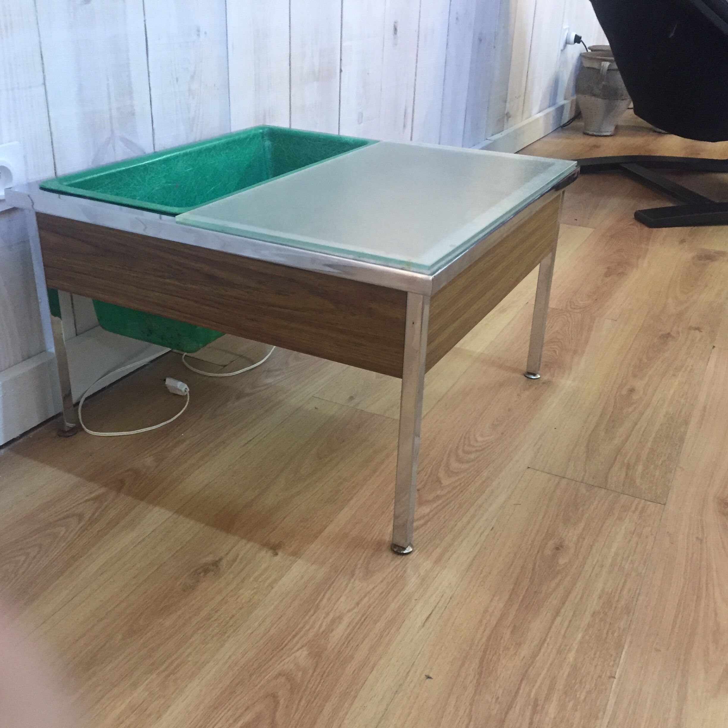 Table low light planter 1960