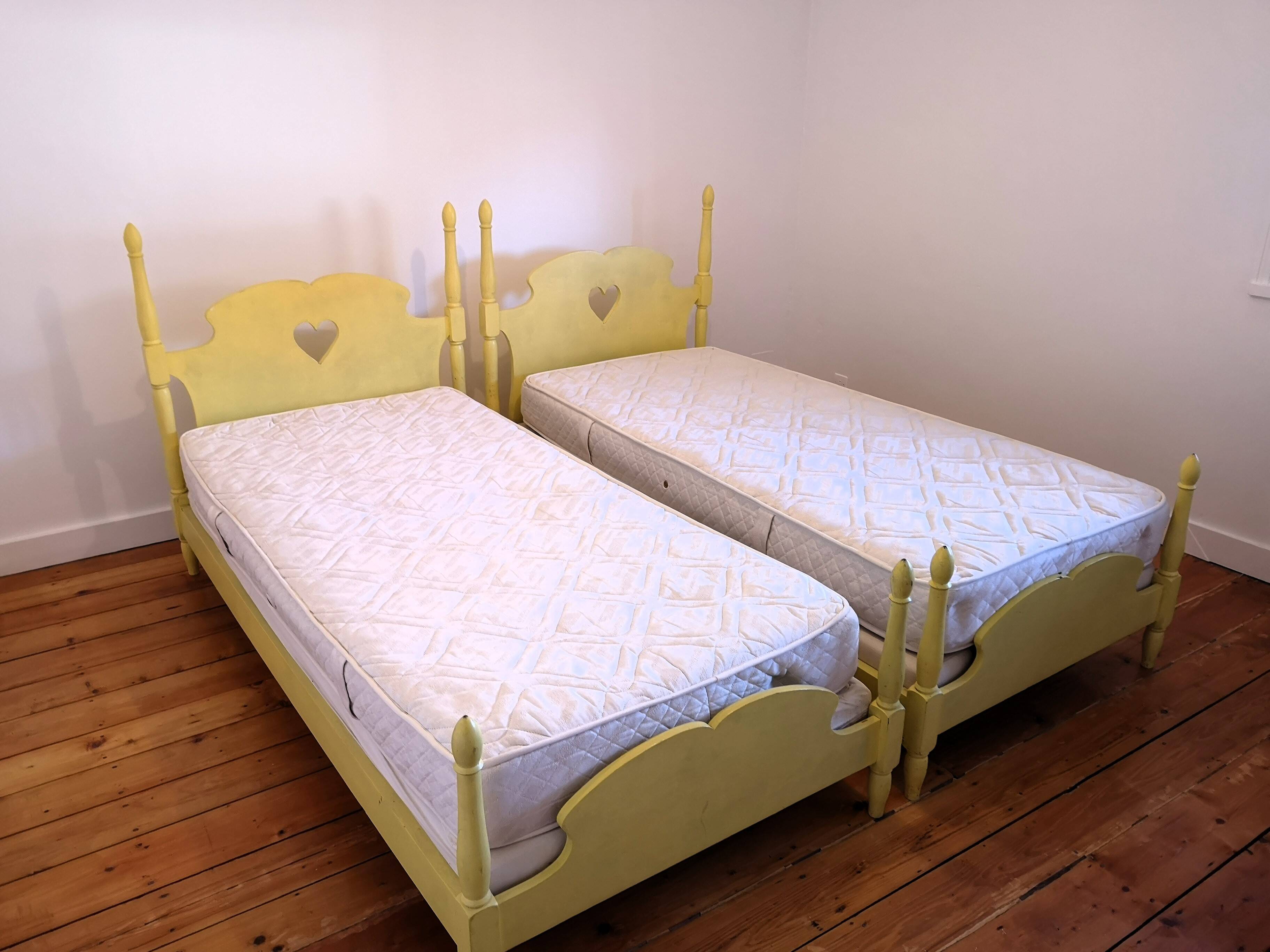 Pair of painted wooden twin beds
