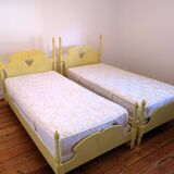 Pair of painted wooden twin beds