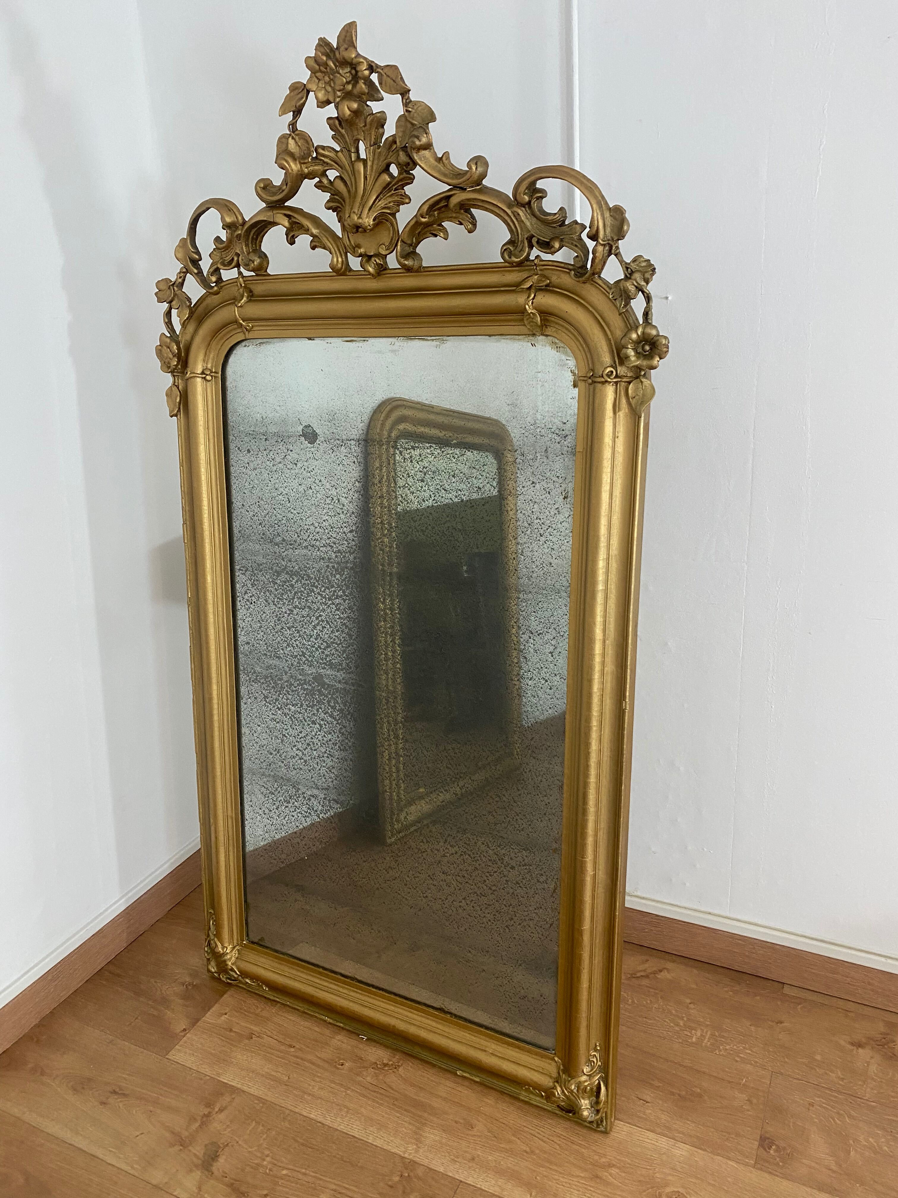 Old mirror with pediment 162x82cm
