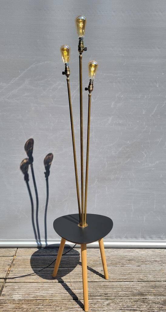 Three-light painter's table lamp in brass from the 1950s.