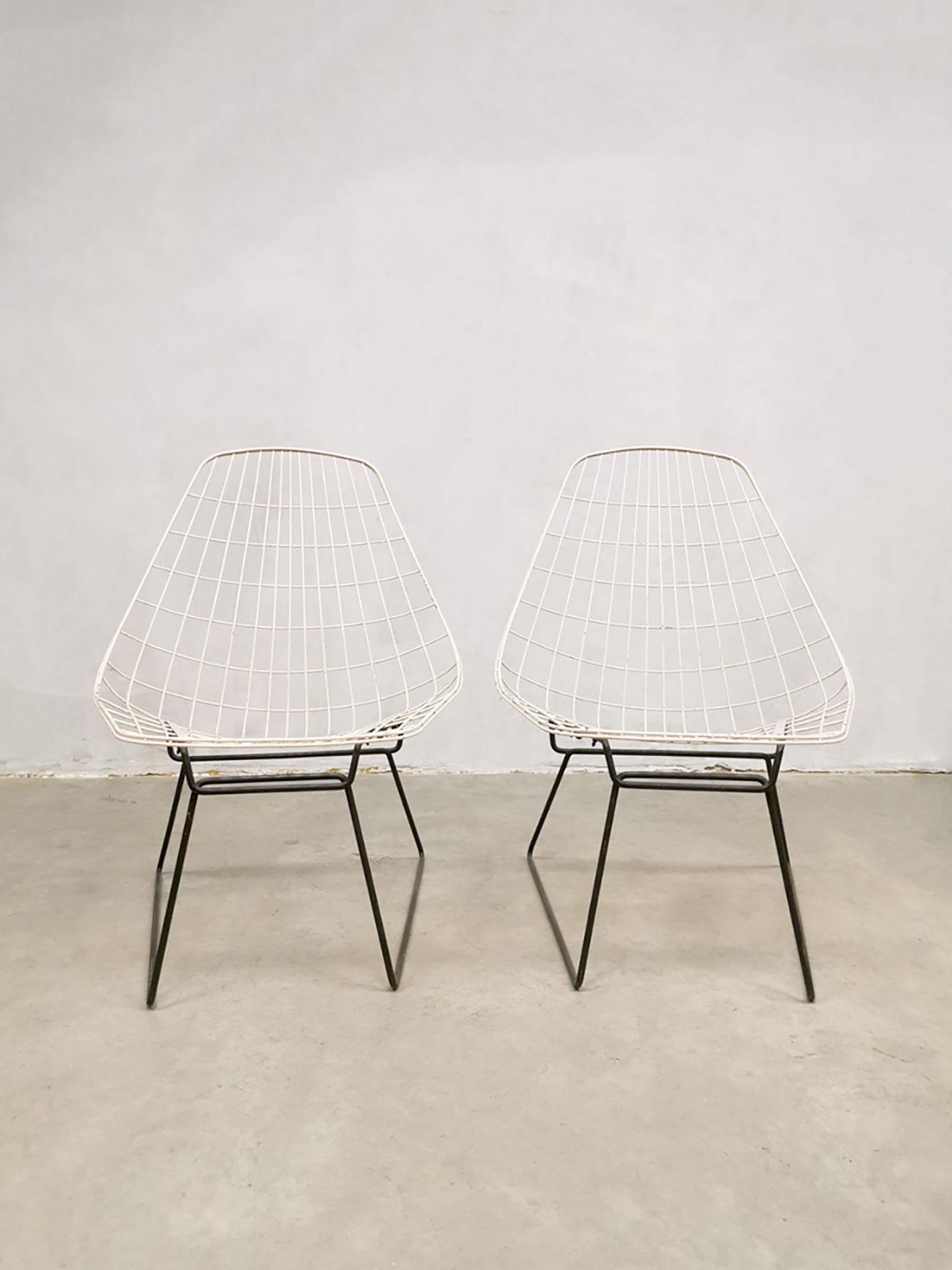2 chaises en fer vintage design hollandais Cees Braakman Pastoe