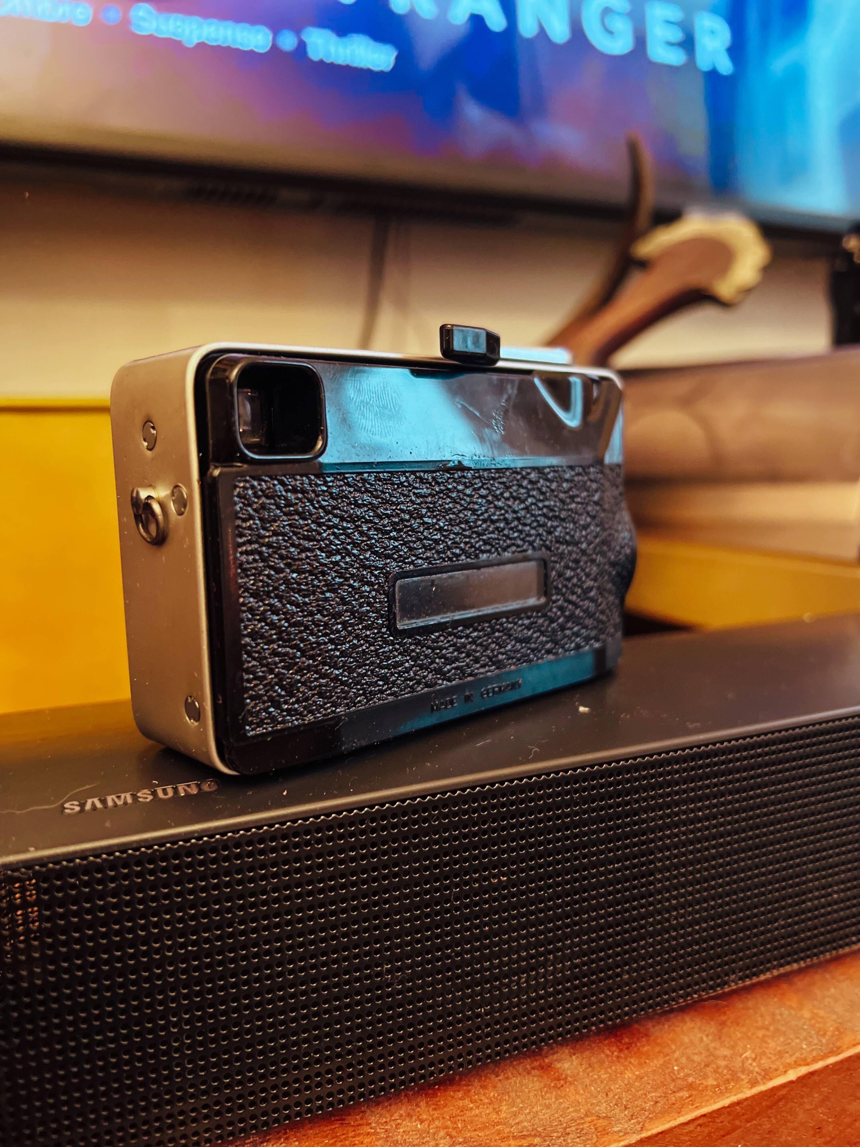 Old vintage camera Agfamatic 200 sensor