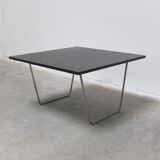 Rare 'Bachelor' coffee table by Verner Panton for Fritz Hansen, 1950s