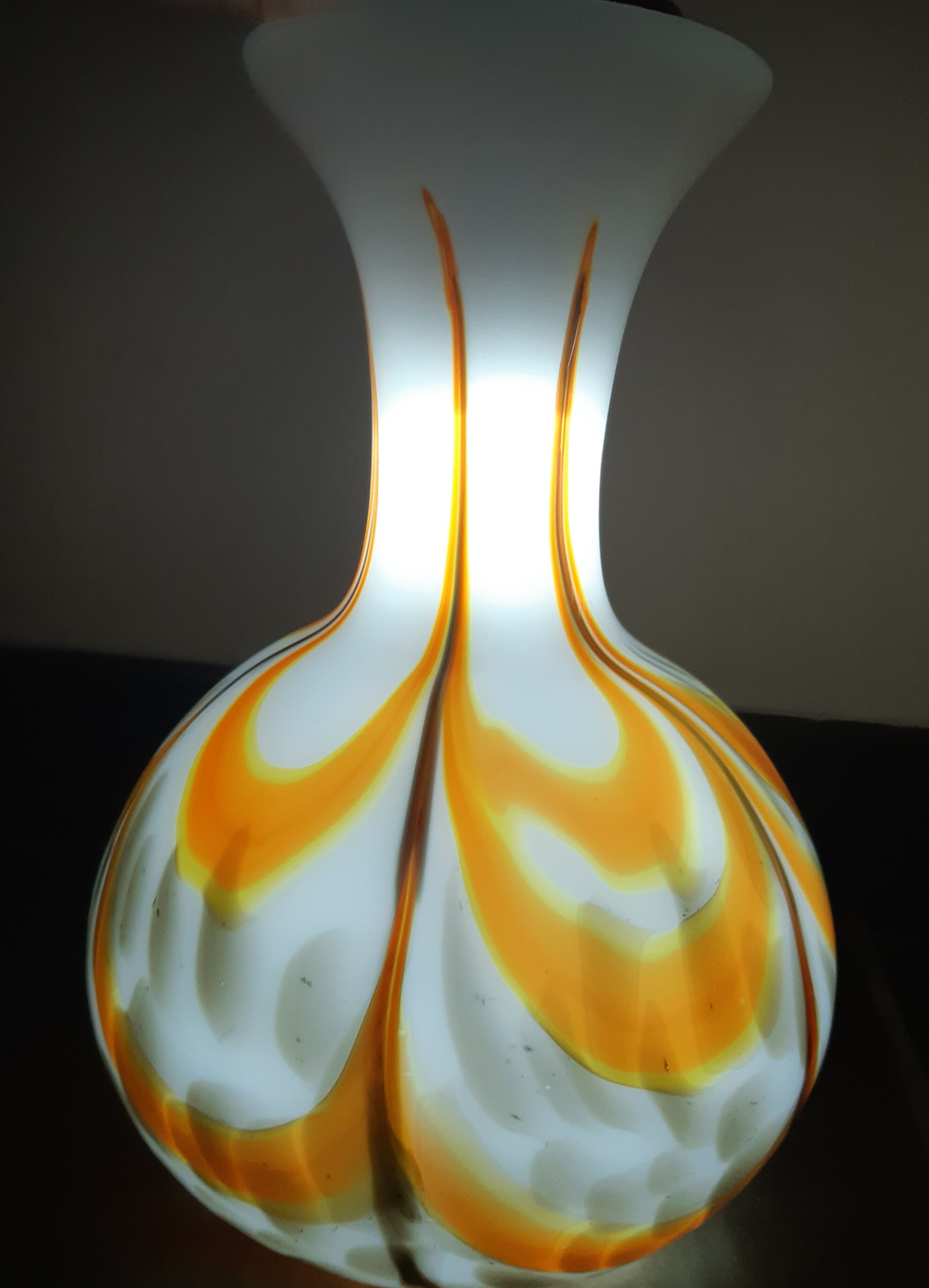 Italian opaline vase murano years 1970