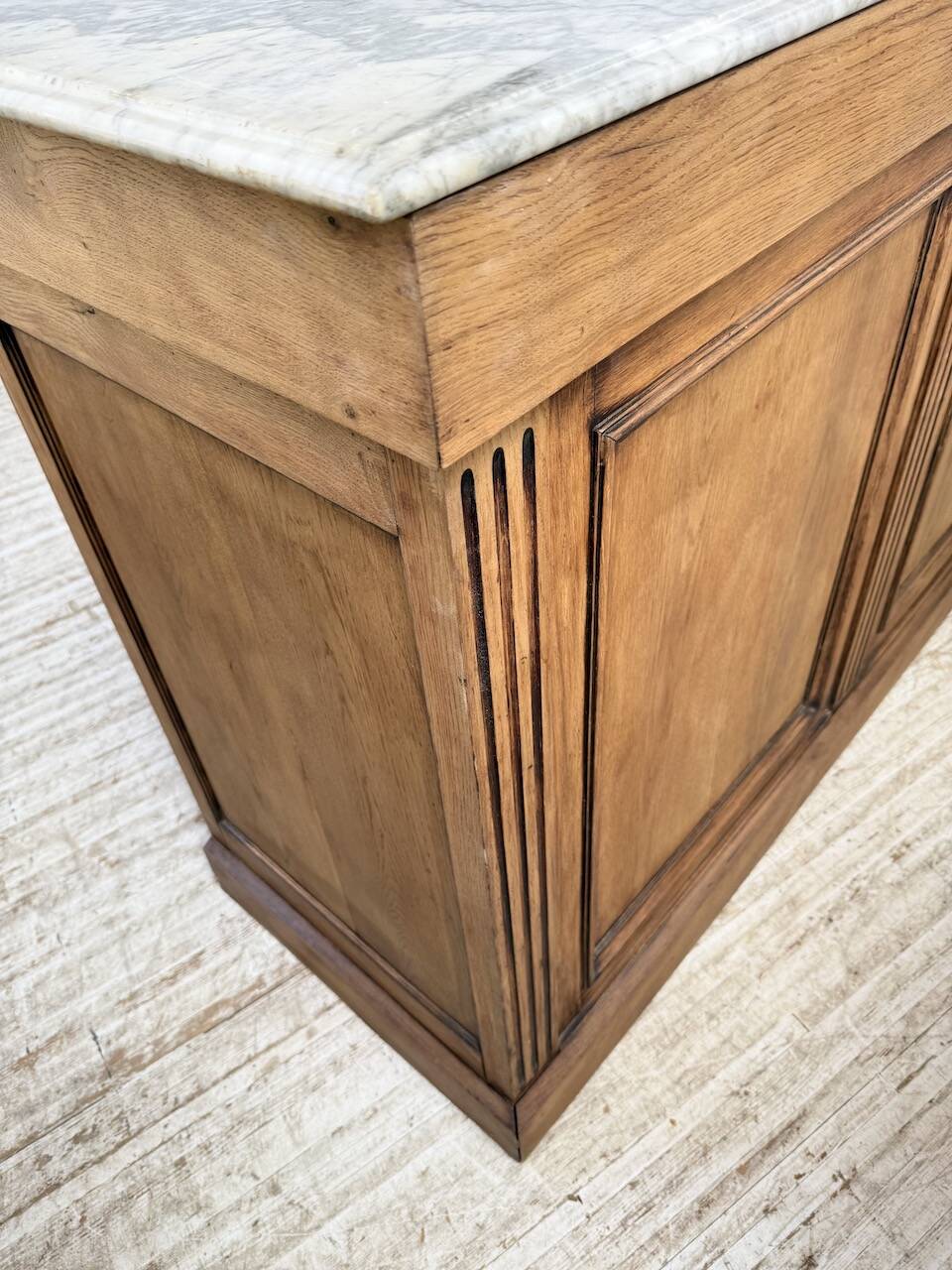 Oak and marble counter 1950
