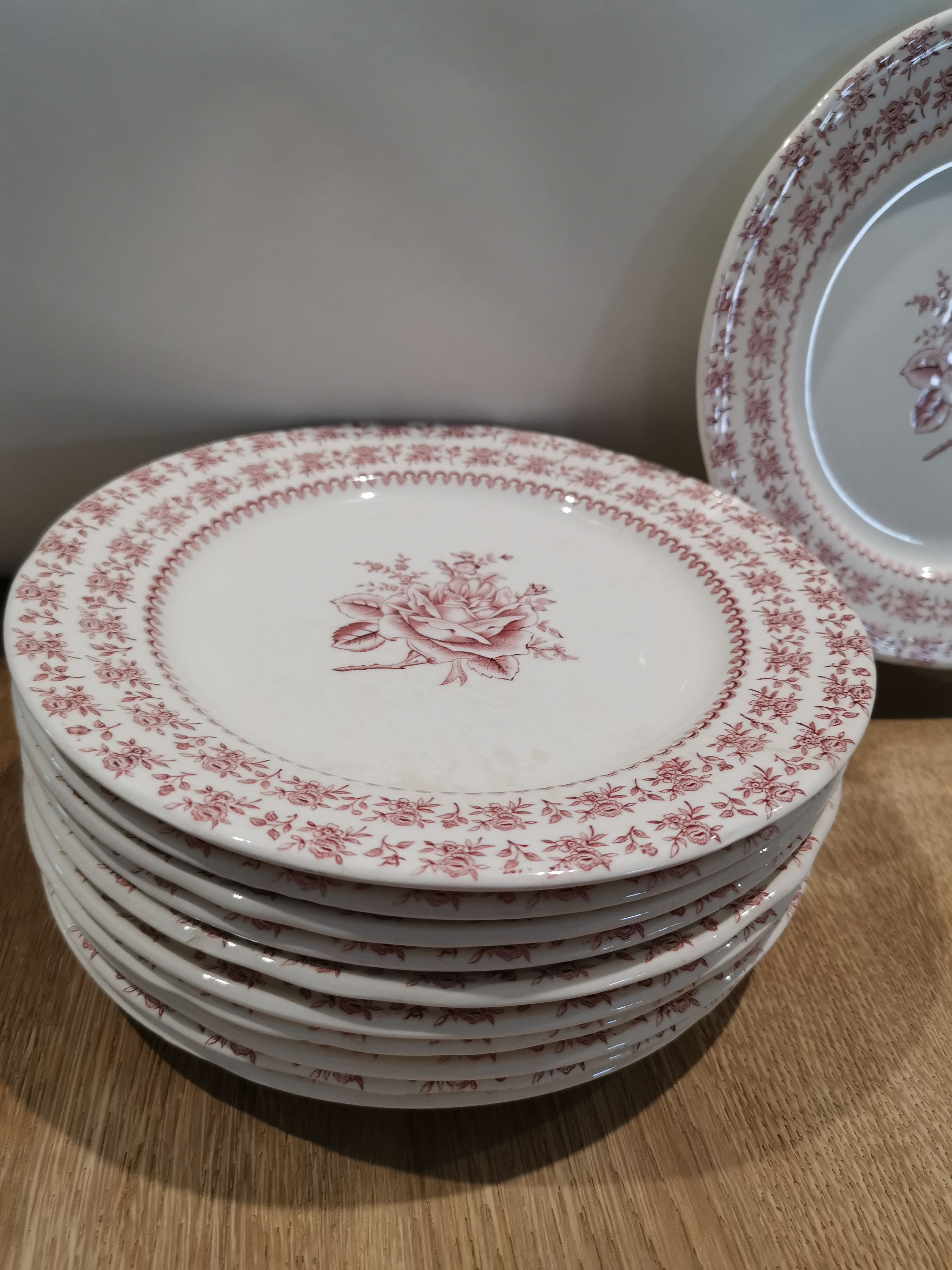 Set of 11 old Lunéville dessert plates