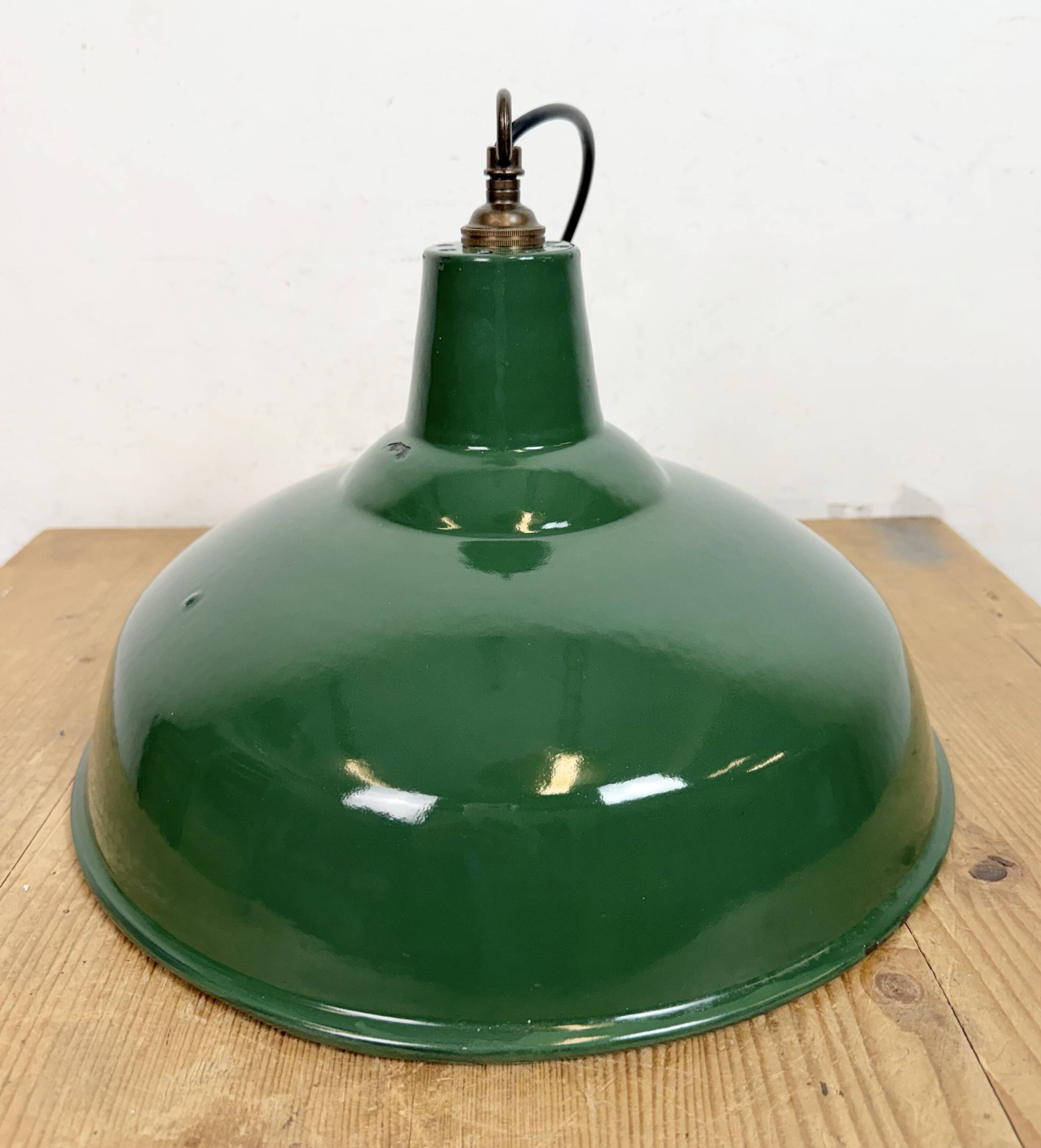 Industrial British Green Enamel Factory Pendant Lamp, 1960s