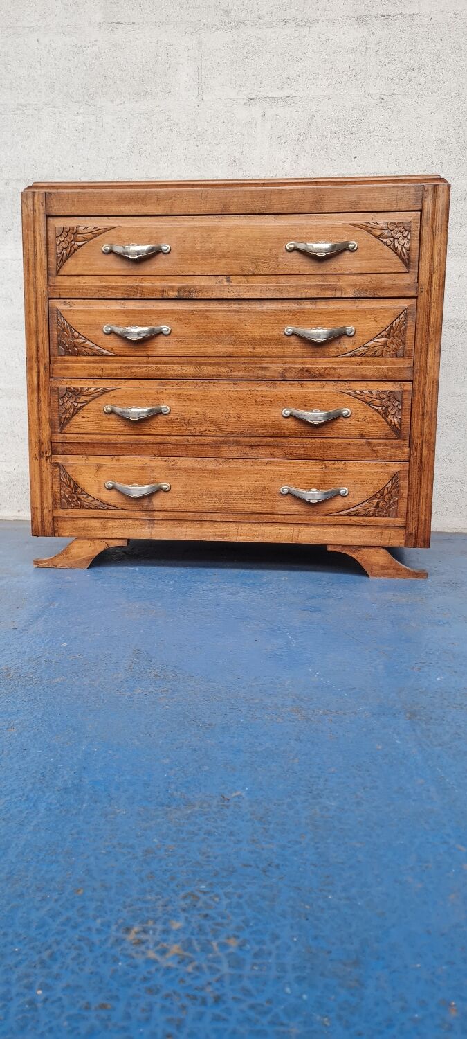 Oak art deco chest of drawers