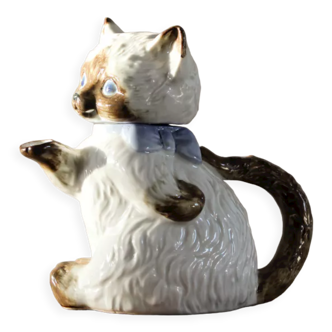 Teapot cat, Japan