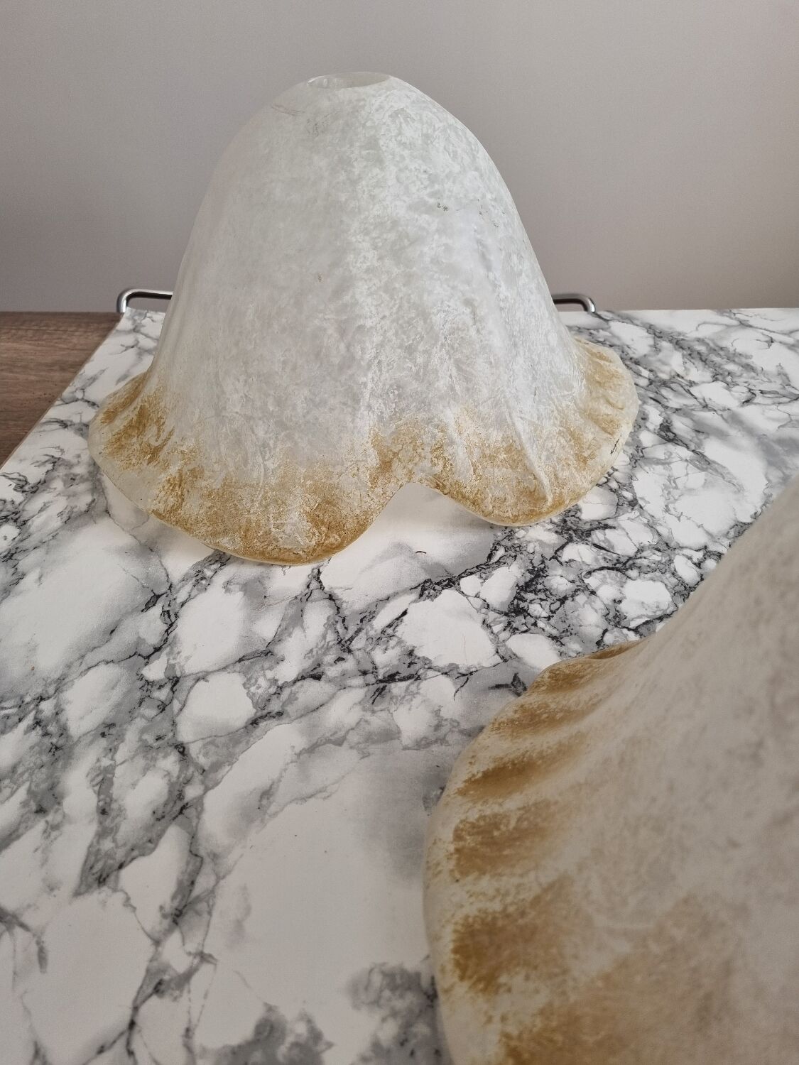 Paire d'abat-jours en verre vintage