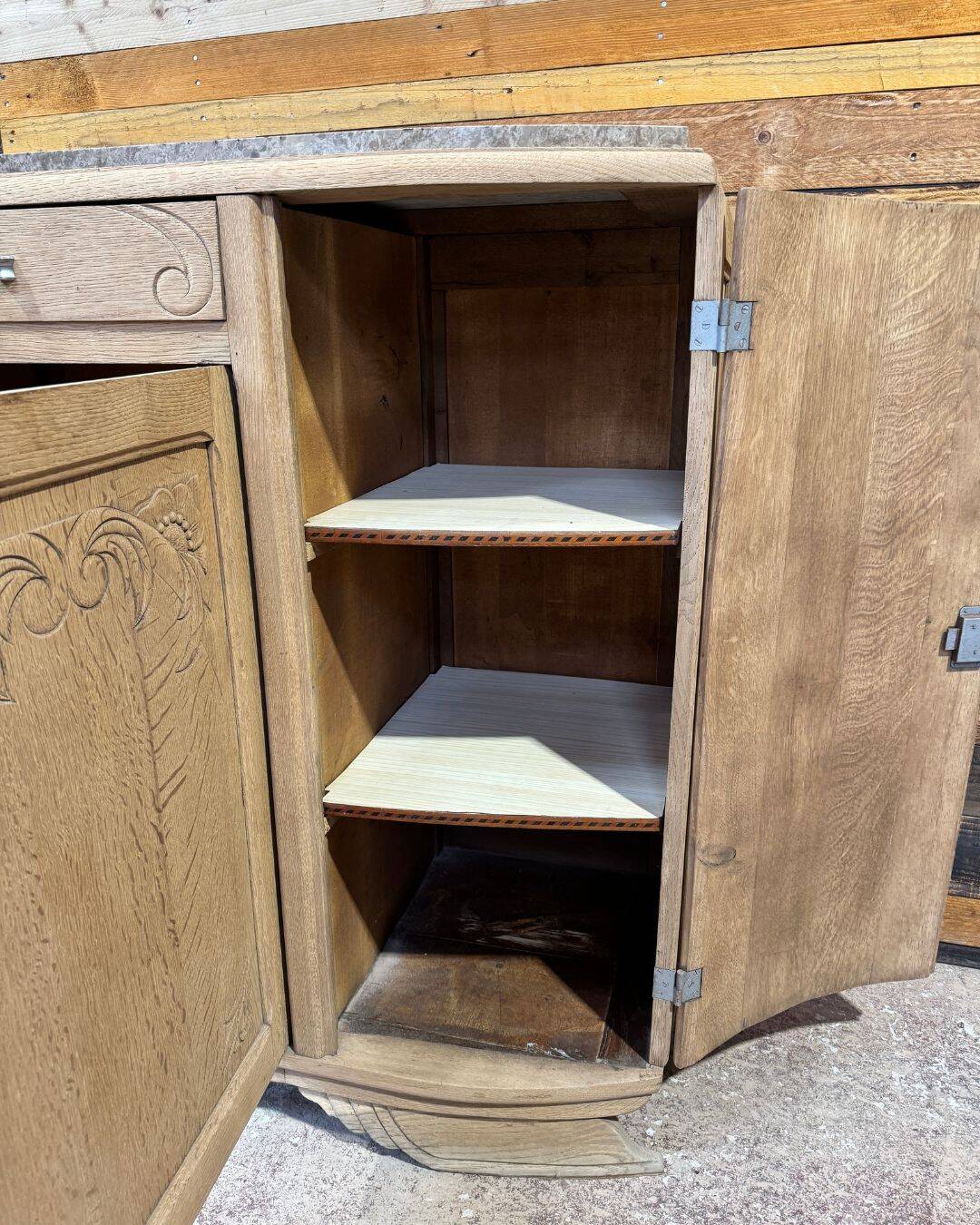 Art Deco buffet in sandblasted solid oak