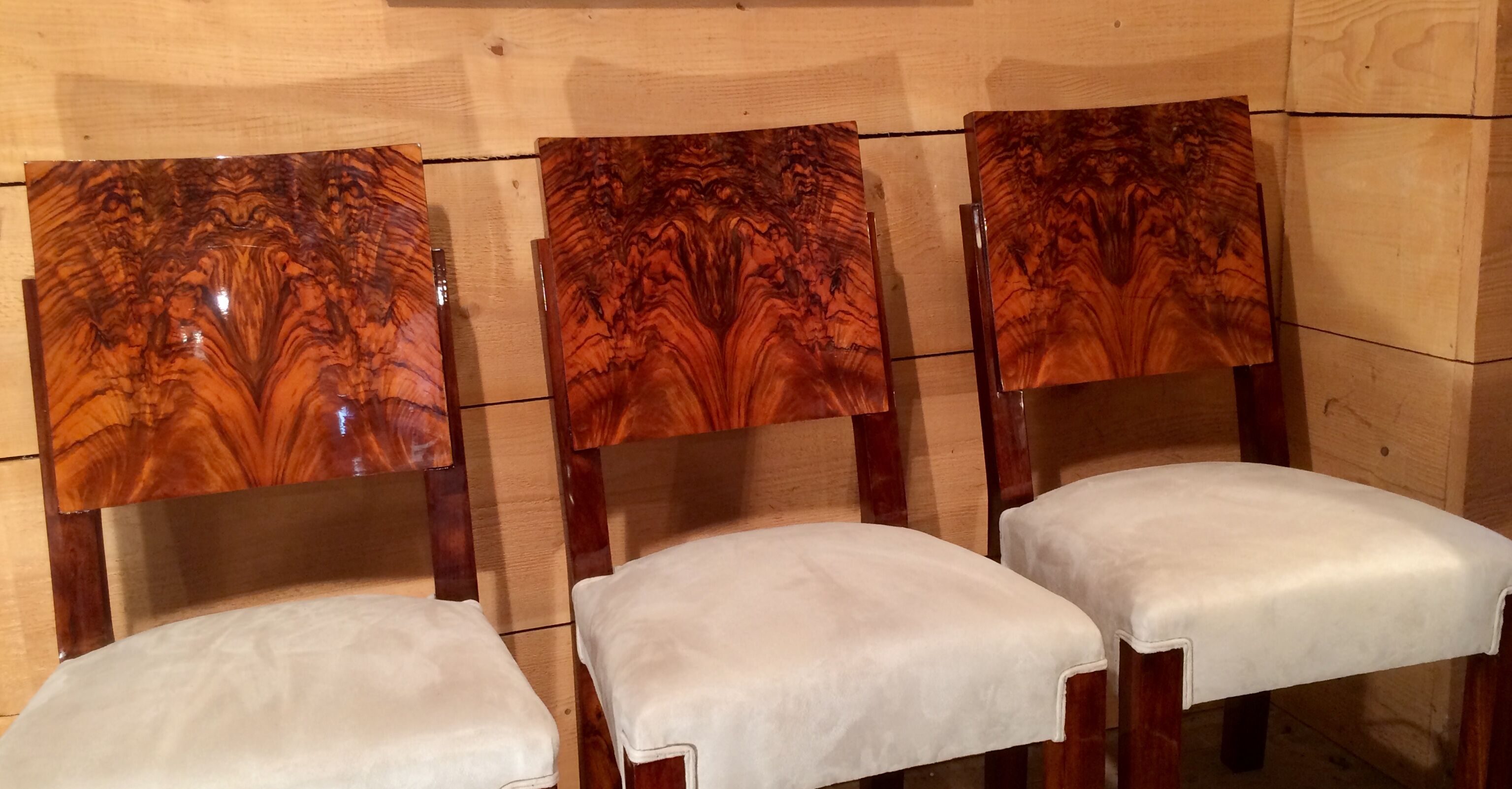 Suite de six chaises Art Deco par Michel Dufet