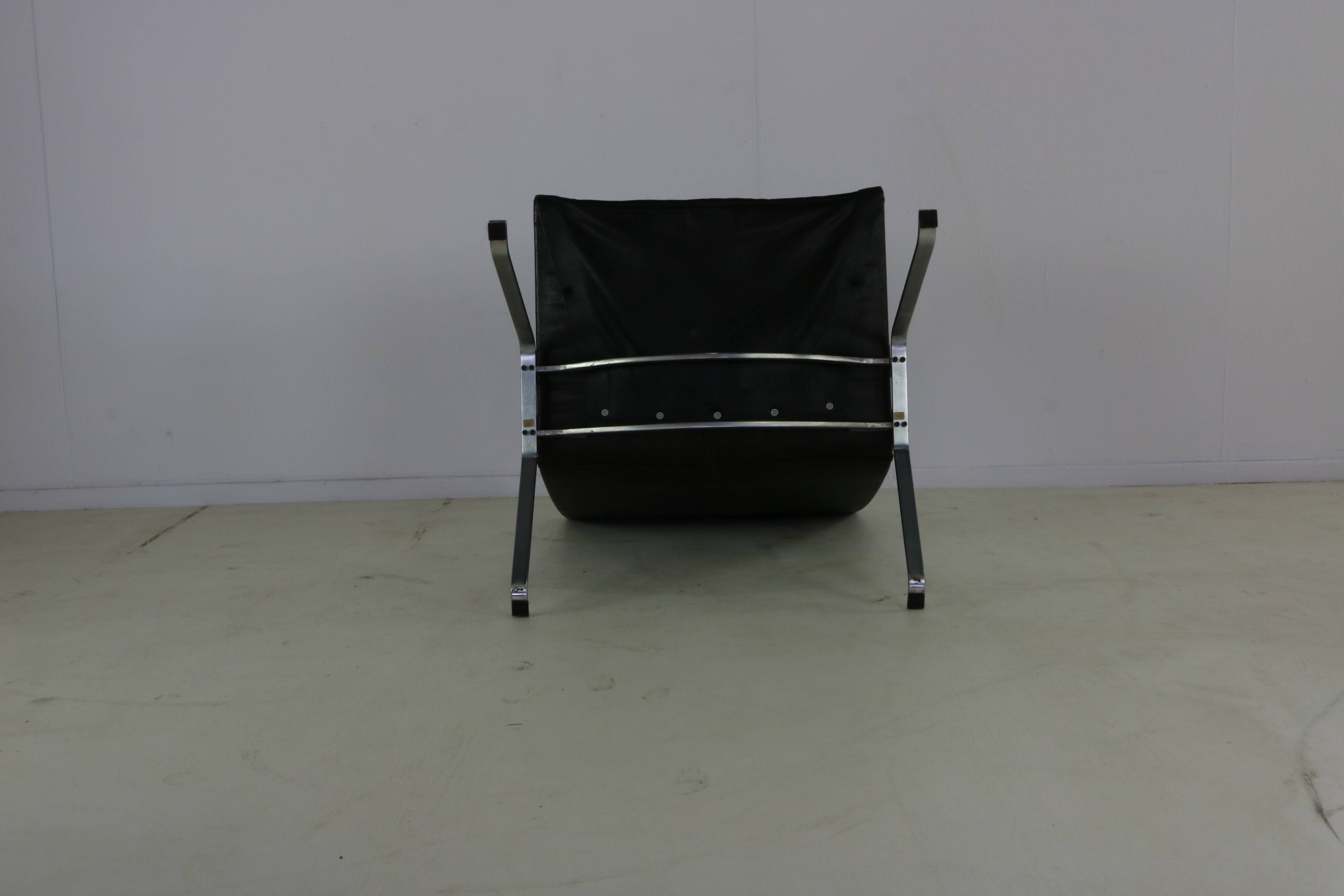 Danish design lounge chair by Poul Kjærholm for E. Kold Christensen