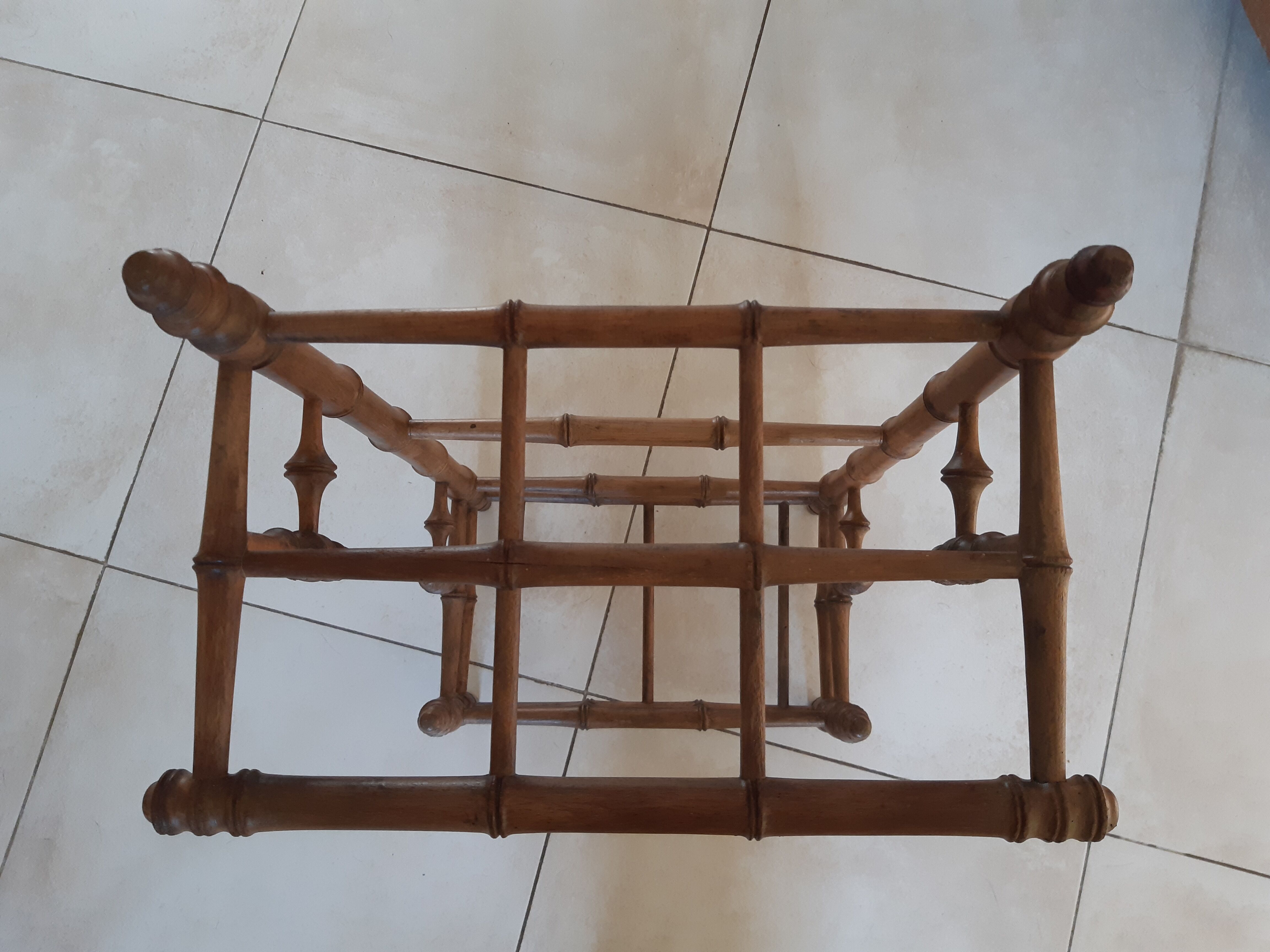 Antique umbrella door