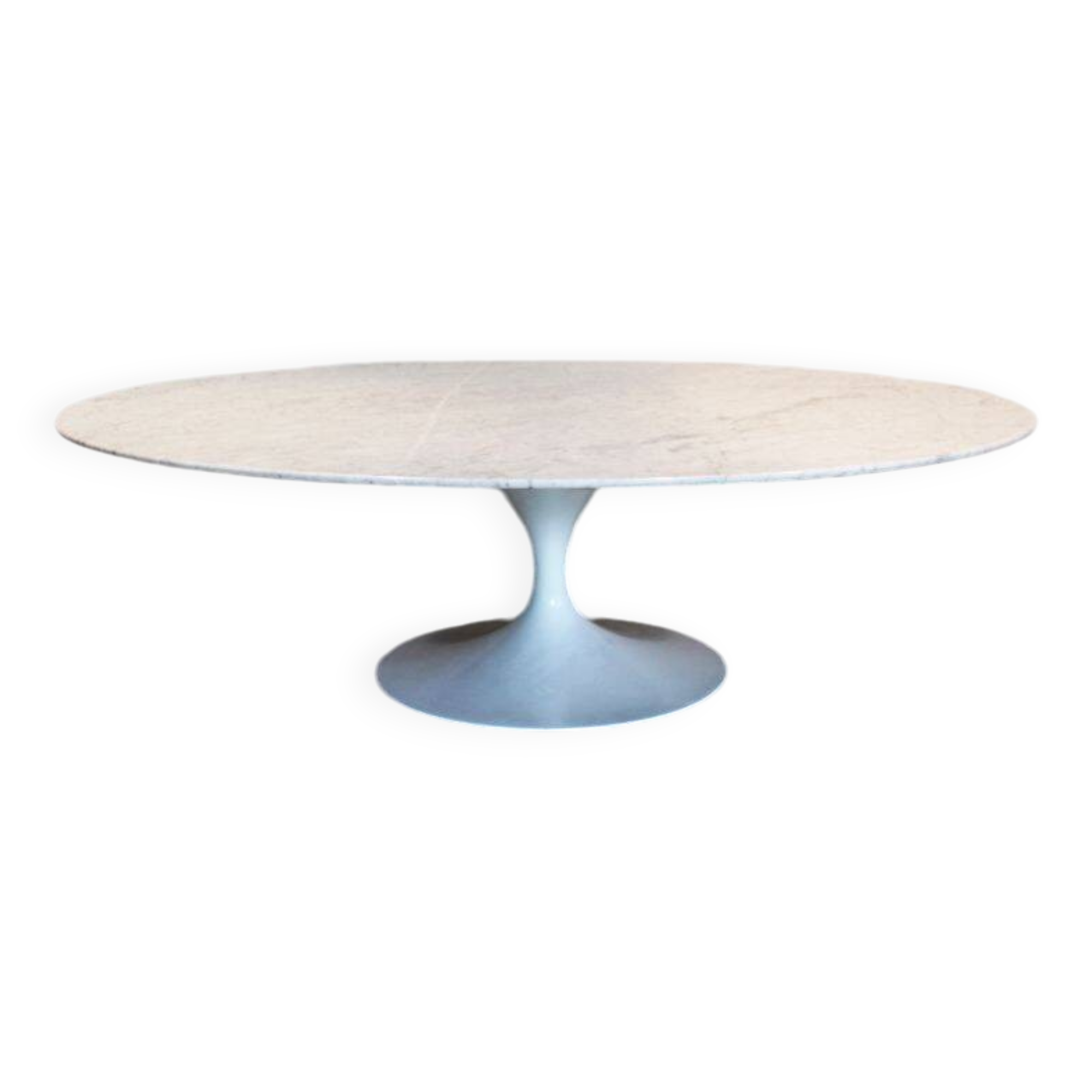 Calacatta marble coffee table by Eero Saarinen for Knoll, 70's.