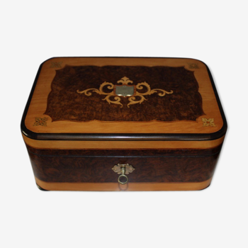 Napoleon III jewellery box in marquetry