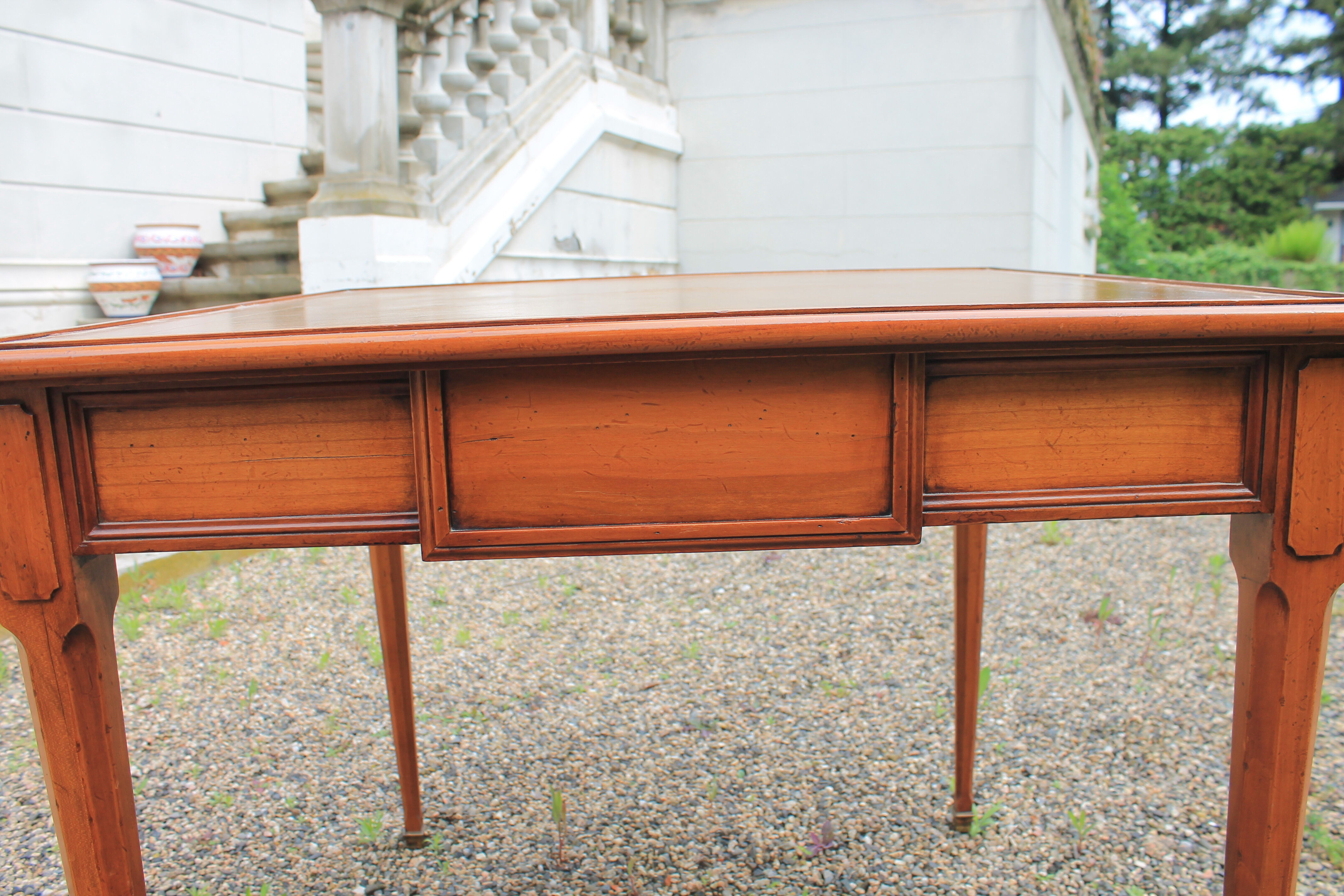 Game table