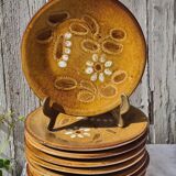 8 assiettes plates La Roue Vallauris