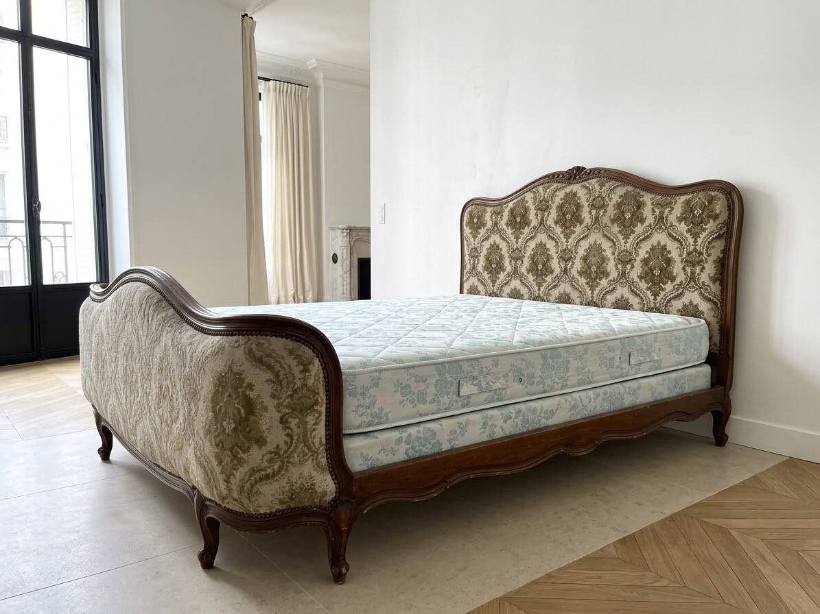 Lit Louis XV vintage en bois