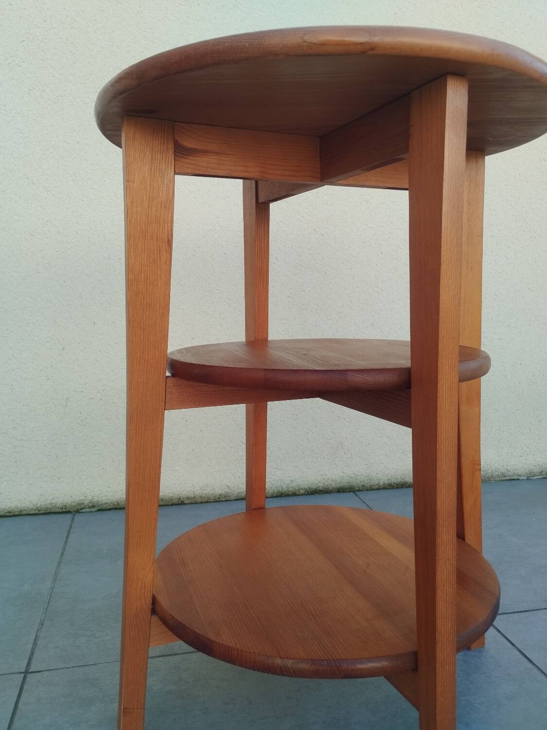 Guéridon en bois design scandinave