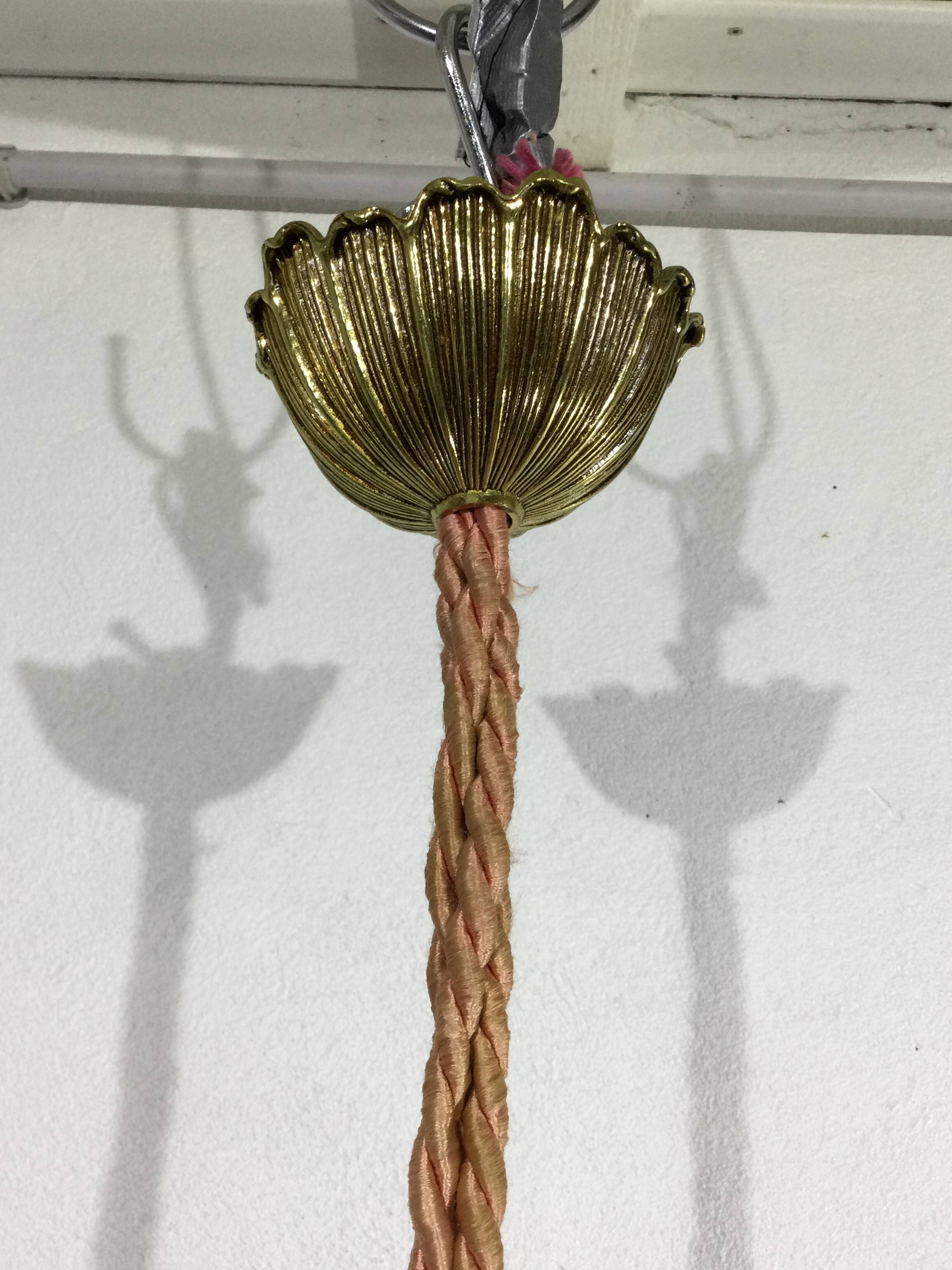 Purple Glass Paste Suspension