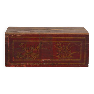 Old red chest (circa 1900) #40